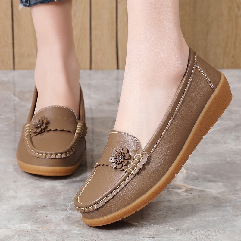 Women's Moccasins Solid Color  - đánh giá và giá Leatherwork Flowers