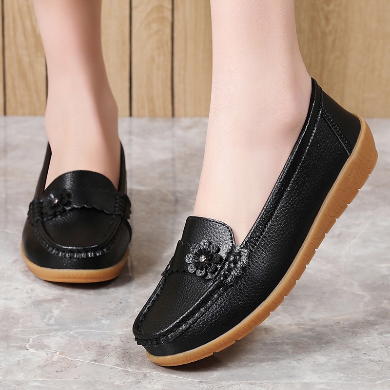 Women's Moccasins Solid Color  - đánh giá và giá Leatherwork Flowers