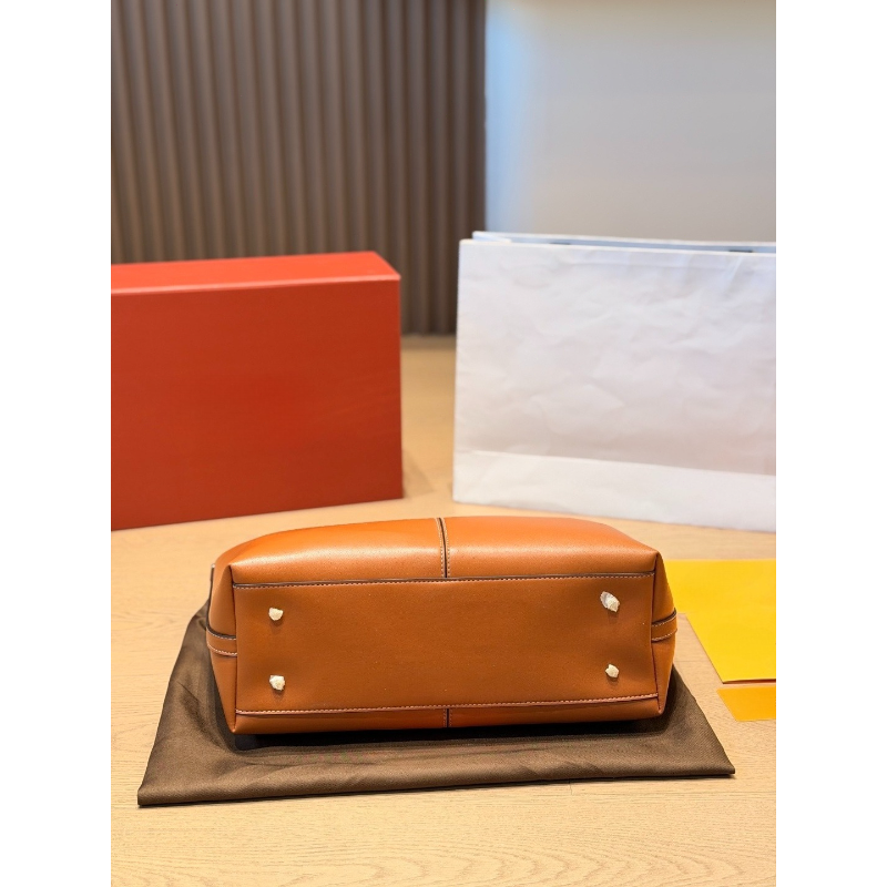 Tote Bag Vertical Bar Metal Ha - đánh giá và giá Leather Workshop